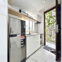 Duplex Ban Công Thoáng Mát Ngay Công Viên Làng Hoa