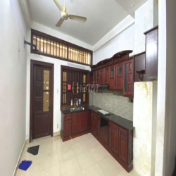 Cho thuê nhà mặt tiền Nội Bộ Cao Lỗ P4. DT 80m2 (4mx 20m);GIÁ 25TRIEU