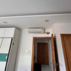 Mình còn 1 phòng trống trong nhà nguyên căn Valencia Rivsde.