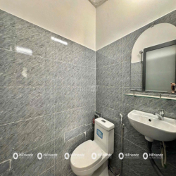 CHO THUÊ PHÒNG BANCOL - SIÊU RỘNG,THANG MÁY NGAY ĐỘC LẬP,LUỸ BÁN BÍCH