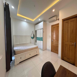 Mình còn 1 phòng trống trong nhà nguyên căn Valencia Rivsde.