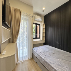 Căn hộ full nội thất gần chợ Tân Định