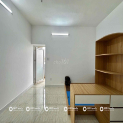 CHO THUÊ PHÒNG BANCOL - SIÊU RỘNG,THANG MÁY NGAY ĐỘC LẬP,LUỸ BÁN BÍCH