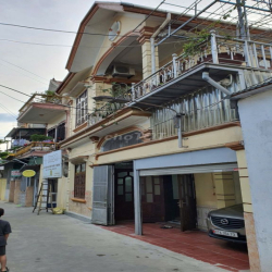 Nhà nguyên căn đầy đủ tiện nghi cho thuê, vừa ở vừa kinh doanh