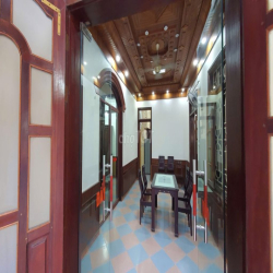 Nhà nguyên căn đầy đủ tiện nghi cho thuê, vừa ở vừa kinh doanh