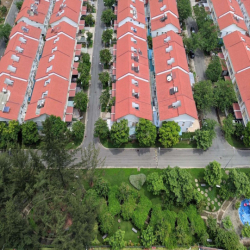 Cho thuê nhà phố Eco Xuân 1 trệt 1 lầu giá 12tr có số nt sát Lotte