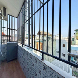 ✨ CĂN HỘ 2 PHÒNG NGỦ – FULL NỘI THẤT – BAN CÔNG Thang Máy