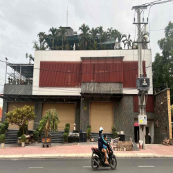 MẶT BẰNG 500m² – MẶT TIỀN LỚN – SHOWROOM / VĂN PHÒNG