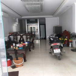 Nhà ngõ 88 đường Trung Kính, Diện tích 55M2 x 6 Tầng có Thang Máy