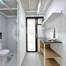 căn hộ sinh viên giá rẻ có ban công ngay ĐH FPT, Hutech, Tài chính MKT