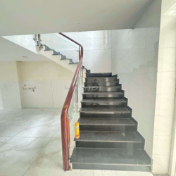 Cho thuê nhà mặt tiền Lê Bôi, P7,Q8 4.5x19m 4 tấm 4 phong kinh doanh