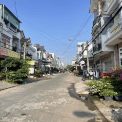 Nhà 5x18m trống suốt sẵn 3 máy lạnh - KDC Thới Nhựt