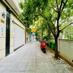 Nhà Phố 1/ Phạm Văn Chiêu Ô Tô Ngủ Nhà 3Lầu ST 5PN 18tr(nội thất CB)