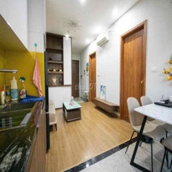 CẦN CHO THUÊ NHANH CĂN HỘ CHUNG CƯ IRIS GARDEN 2PN-2VS FULL GIÁ 14TR