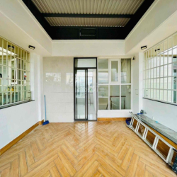 Nhà Phố 1/ Phạm Văn Chiêu Ô Tô Ngủ Nhà 3Lầu ST 5PN 18tr(nội thất CB)