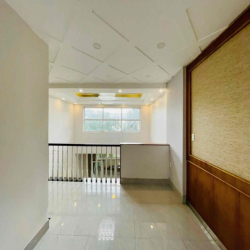 Nhà Phố 1/ Phạm Văn Chiêu Ô Tô Ngủ Nhà 3Lầu ST 5PN 18tr(nội thất CB)