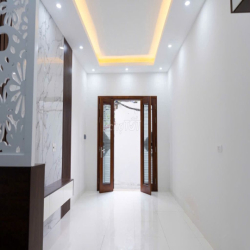 Cho thuê nhà riêng MỚI - ĐẸP - ĐỦ ĐỒ. 35m2 x 5 tầng, 3 PN, 13 triệu.