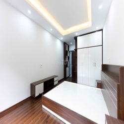 Cho thuê nhà riêng MỚI - ĐẸP - ĐỦ ĐỒ. 35m2 x 5 tầng, 3 PN, 13 triệu.