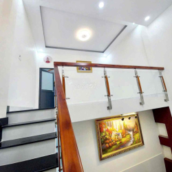 cho thuê nhà Thạnh Lộc Apđ 7tr