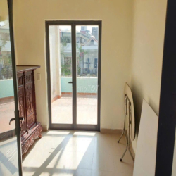 nhà ngõ 129 khuất duy tiến 80m x 5T thang máy