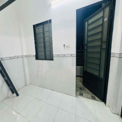 PHÒNG BAN CÔNG GẦN HUTECH, UEF, PHẠM VĂN ĐỒNG, BÌNH THẠNH, TÂN BÌNH