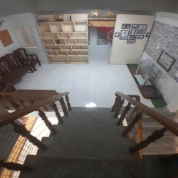 cho thuê nhà 1 trệt 1 lầu dt 75m2 giáp làng  đại hoc