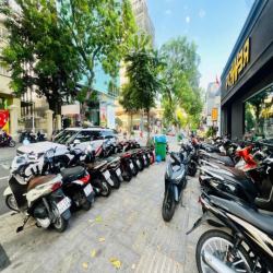 Chỉ 129tr, 8x18m! Cho Thuê Góc 2MT 19 Hai Bà Trưng, Quận 1 Tòa nhà VP