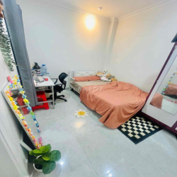 Cho thuê phòng trong nhà nguyên căn