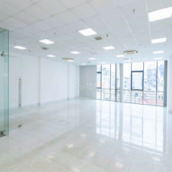 Văn phòng khu sân bay 90m2 giá 26 triệu/tháng tòa nhà Tiền Giang