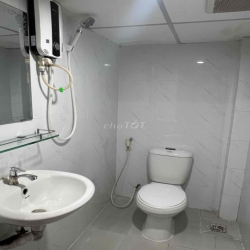 nhà ở mới sửa , có thể kinh doanh nhỏ lẻ