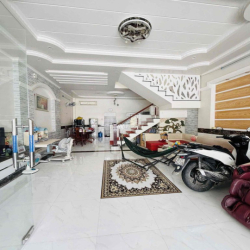 Nhà mới 3pn full nội thất KDC Nam Long