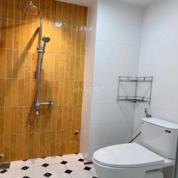 CHO THUÊ CĂN HỘ NAM LONG CENTRAL LAKE 40m2 TẦNG TRỆT FULL NỘI THẤT