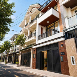 NHÀ CHO THUÊ FULL NỘI THẤT GẦN NGÃ TƯ BÌNH THÁI