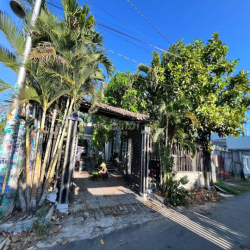 Nhà Vườn 10x25m 3pn 2vs Cách Biển 500m- Gần chợ Long Hải