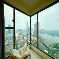 Cho thuê căn góc VIP - 3PN 178m2 Saigon Royal Q4, view pháo hoa