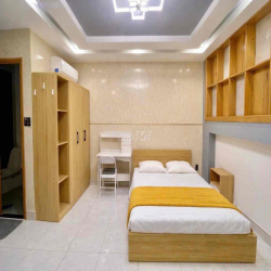 Phòng Studio Full nội thất, máy giặt riêng, đường xe hơi