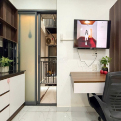 STUDIO BAN CÔNG TIVI THANG MÁY FULL NT NGAY CẦU BÔNG CHỢ BÀ CHIỄU BT