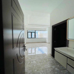 Nhà 1 trệt 2 lầu sân thượng 5x20m mới xây hẻm gần Lã Xuân Oai Q.9