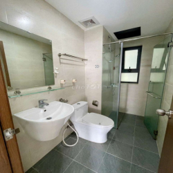 CHO THUÊ CĂN GÓC BCONS GARDEN 63M2 2PN,2WC CHỈ 6TR5, ĐẦY ĐỦ NỘI THẤT 