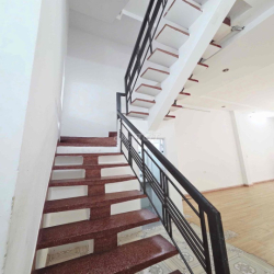 Nhà 2,5 Tấm,Hẻm 6m,2PN,2WC+ Phòng Khách,Bếp Rộng Rãi