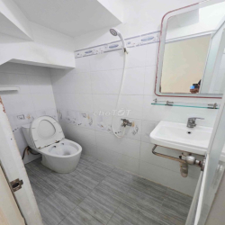 Nhà 2,5 Tấm,Hẻm 6m,2PN,2WC+ Phòng Khách,Bếp Rộng Rãi