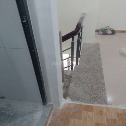 CHO THUÊ NHÀ 5 X 20M TRỆT LẦU 5PN 5VC MỚI ĐẸP KHU NỘI BỘ TÂY THẠNH 