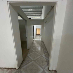 NHÀ MẶT TIỀN TTN02 . 5x25m.. 8tt/thg