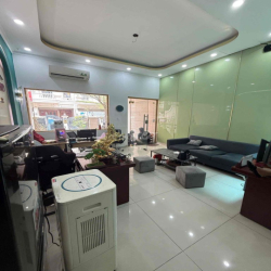 Cho thuê mặt bằng tầng trệt nhà có hầm Cityland Park Hill Gò Vấp