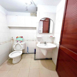Nhà 2 lầu sân thượng trục chính KDC Hưng Phú 2 ( CTY 8)