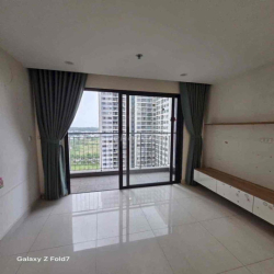 CHO THUÊ CĂN 2PN NỘI THẤT CƠ BẢN VIEW ĐẸP  VINHOMES GRAND PARK Q9