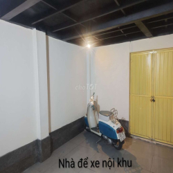 Studio tầng 1 Nguyễn Đức Cảnh cực tiện ra vào