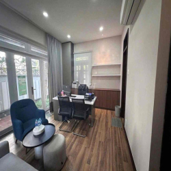 ⭕️HÓT! Cho thuê Biệt Thự 305m2, Sân Vườn view 3 mặt thoáng, 4PN giá tốt