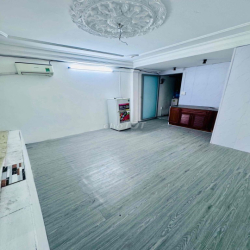 Phòng full nội thất có ban công siêu rẻ tại Bình Thạnh