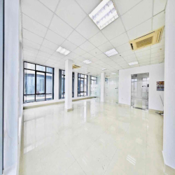 Cho thuê văn phòng tại Nguyễn Chí Thanh 130m2 giá 24t view full kính